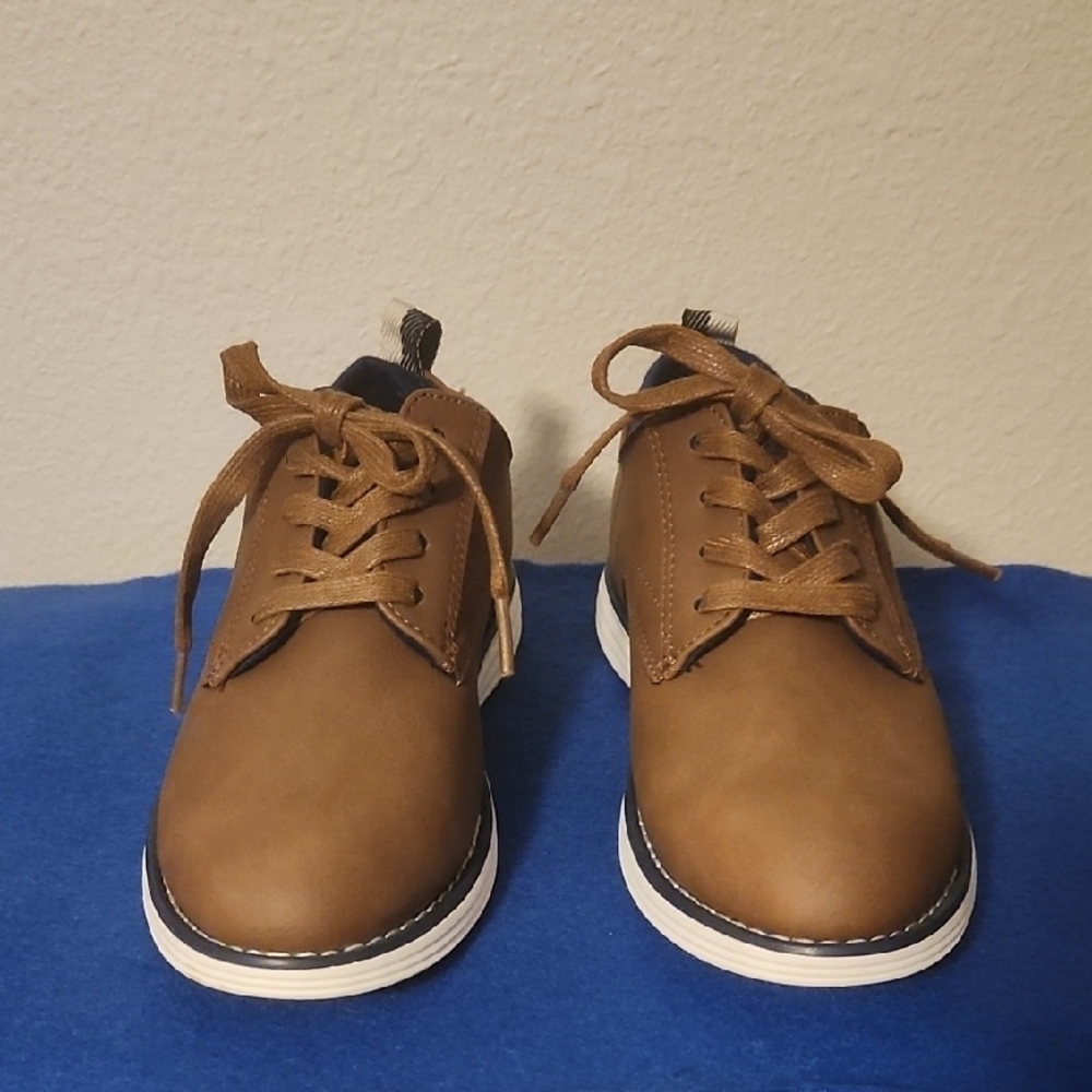 Cat & Jack Brown Dress Shoes Sleek Oxford Design
